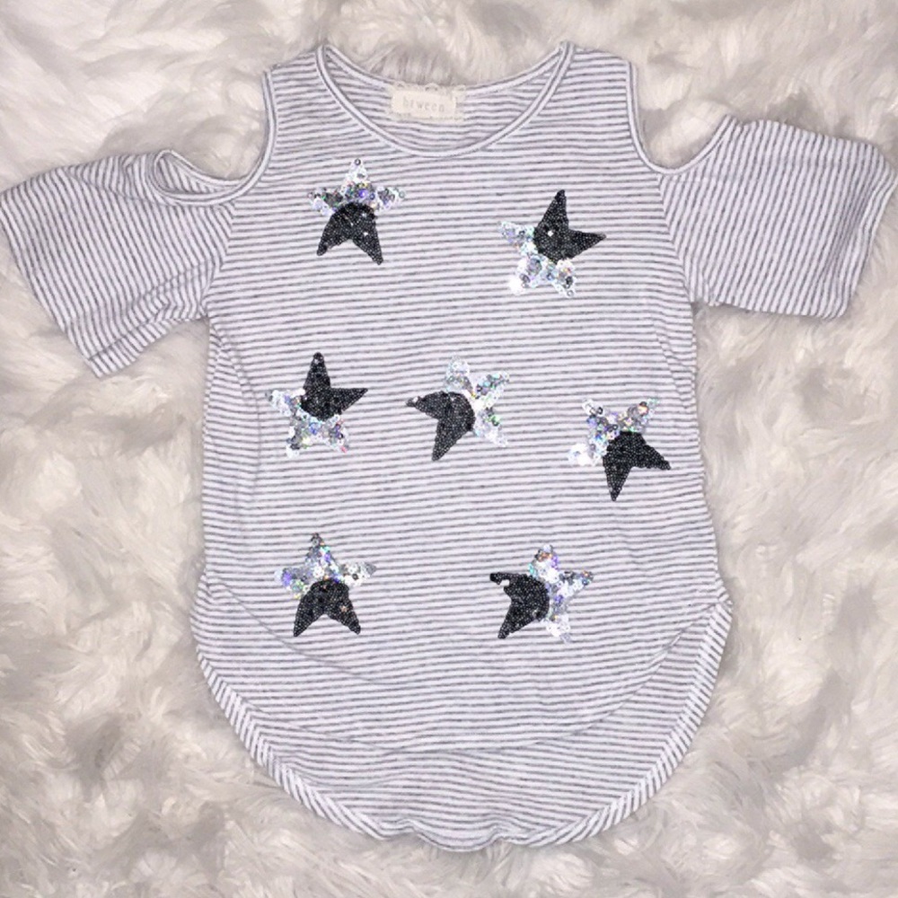 Gray Star Sequence Top